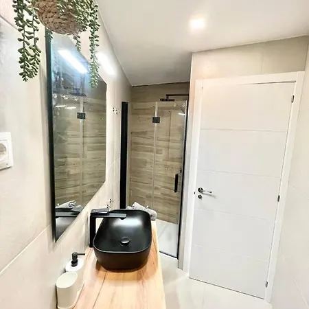 Erisa Ib Carihuela -