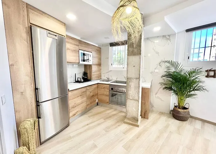 Erisa Ib Carihuela - Torremolinos